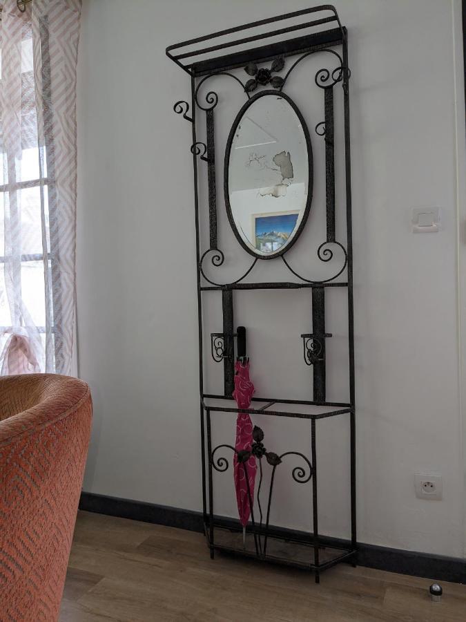 Au Chalet D'Illiers Combray, Grand Jardin Arbore ภายนอก รูปภาพ