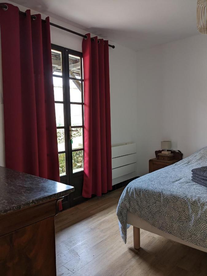 Au Chalet D'Illiers Combray, Grand Jardin Arbore ภายนอก รูปภาพ